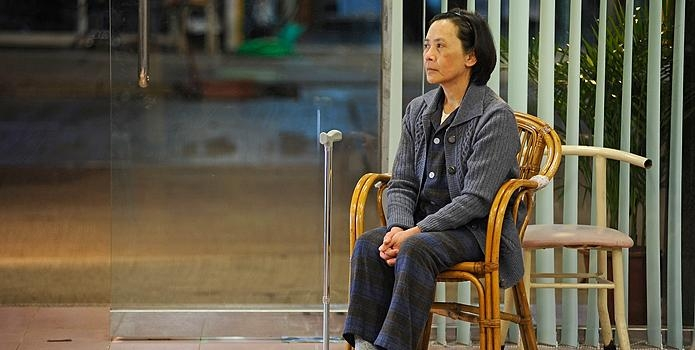 Phụ nữ không yêu bản thân thì khi về già chẳng còn gì cho riêng mình