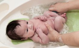 Danh sách các trung tâm cung cấp dịch vụ tắm bé uy tín tại Hà Nội
