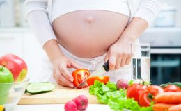 9 loại thực phẩm mà bạn không nên ăn khi mang thai