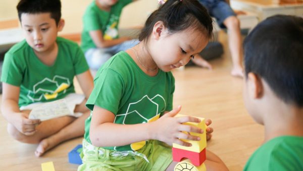 Chăm sóc trẻ thế nào trong những ngày nắng nóng?