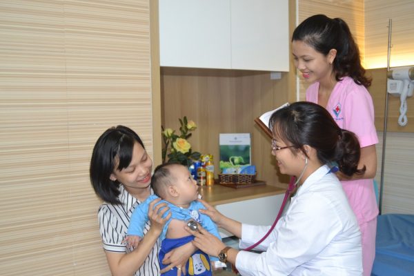 Các thời điểm bạn cần ghi nhớ để khám sức khỏe cho bé yêu của mình