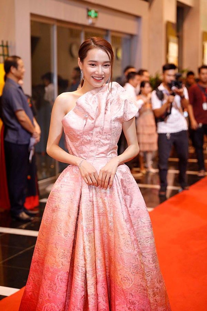 Nhã Phương tiết lộ giảm 15kg
