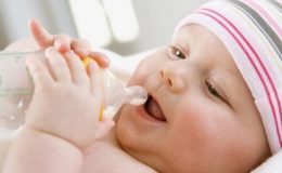 Top 10 bình sữa cho bé đang được ưa chuộng
