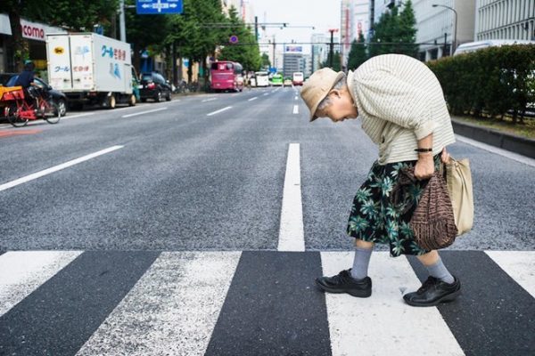 Cảm giác cô đơn độc hại hơn cả việc hút thuốc mắc bệnh béo phì, nó có thể làm bạn bị mất trí