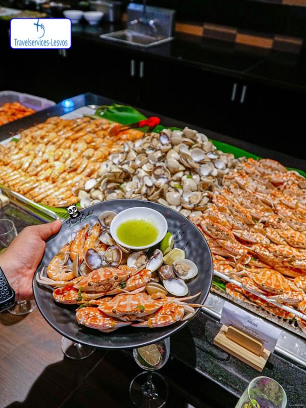 Buffet Bà Nà Hills tự chọn nguồn: Trung Bùi