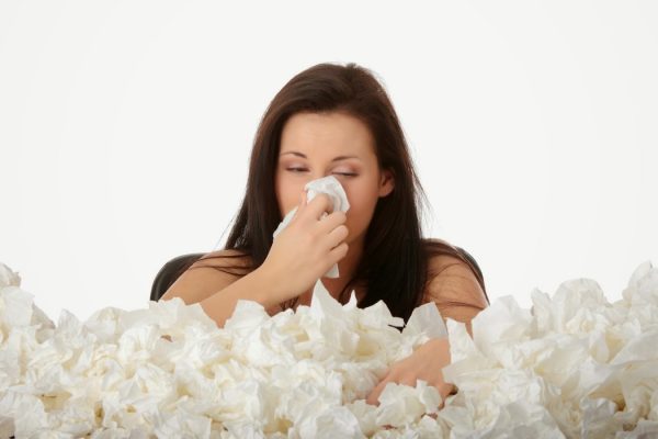 Làm sao phân biệt viêm mũi dị ứng và viêm xoang?