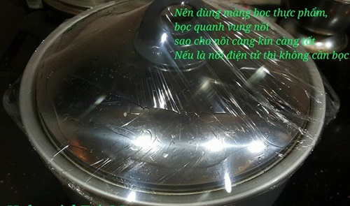 cach-lam-toi-den-tai-nha-bang-bia-voi-noi-com-dien-don-gian-chuan-nhat-dung-de-chua-benh-phan-6