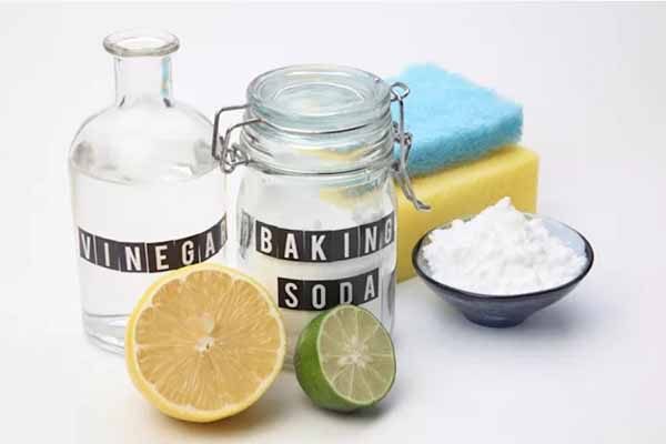 Cách làm sạch nồi bị cháy bằng Baking Soda và giấm