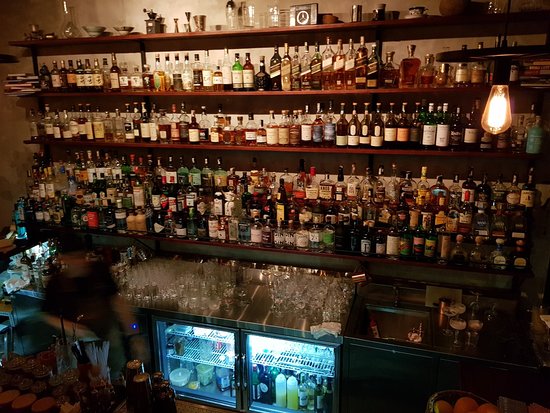 5 quán bar bạn nên ghé để thưởng thức không khí Giáng Sinh tại Sài Gòn