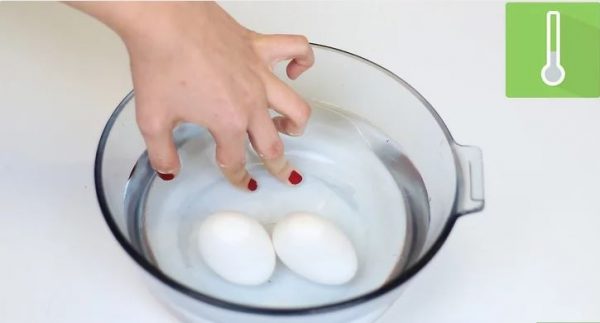 Cách-luộc-trứng-bằng-lò-vi-sóng-nhanh-an-toàn-nhất-6