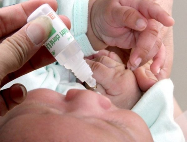 Tủ thuốc ngày Tết cần có những loại thuốc nào để “sơ cua” cho bé?