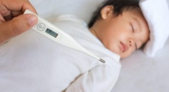 Cẩn thận! Nếu trẻ cứ sốt tái phát thì dẫn đến nguy cơ suy thoái thận mạn tính