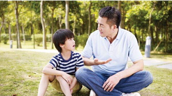 4 cách quan trọng để giáo dục con trai trở thành người đàn ông tử tế