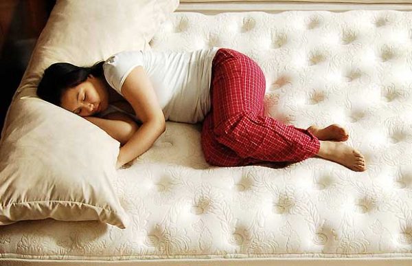 Vì sao bạn hay chảy nước dãi trong khi ngủ? Đây là dấu hiệu tiềm ẩn của bệnh gì?