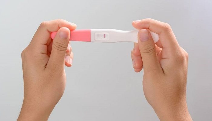 Vì sao que thử thai 1 vạch vẫn có thể mang thai?