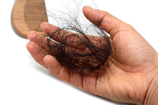 Ô nhiễm, bụi mịn làm hỏng tóc như thế nào? Những lưu ý để bảo vệ mái tóc suôn mượt, chắc khỏe