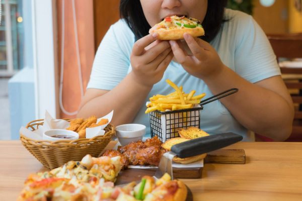 Những sở thích tưởng vô hại của phái đẹp có thể là con đường dẫn bạn tới ngưỡng cửa ung thư