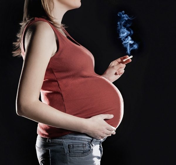 Mẹ bầu đừng vì sơ ý mắc phải những thói quen này mà để dẫn tới việc sảy thai!