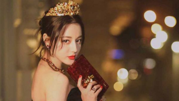 Nuôi dưỡng người phụ nữ kiêu hãnh trong cô con gái nhỏ