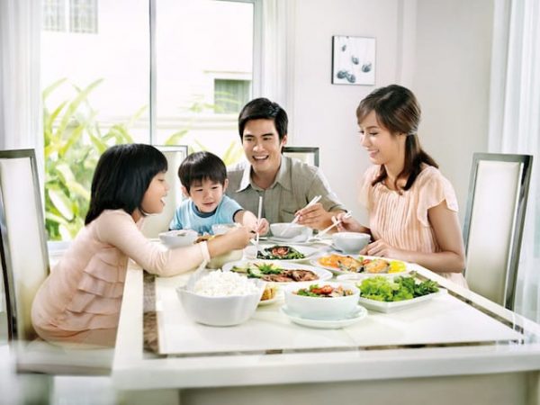 Các phương pháp hữu dụng mẹ cần áp dụng ngay nếu bé biếng ăn!