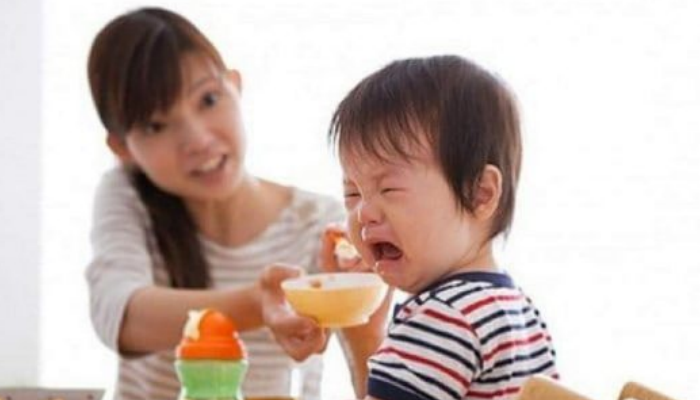 Các phương pháp hữu dụng mẹ cần áp dụng ngay nếu bé lười ăn!
