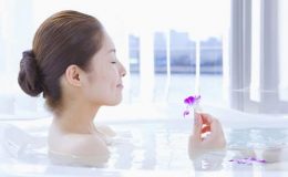 5 sai lầm “ch.ế.t người” chị em hay mắc phải khi dùng nước rửa phụ khoa