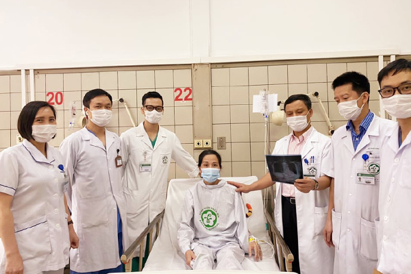 Uống thuốc giảm cân không rõ nguồn gốc, một phụ nữ phải cắt bỏ toàn bộ thực quản và dạ dày
